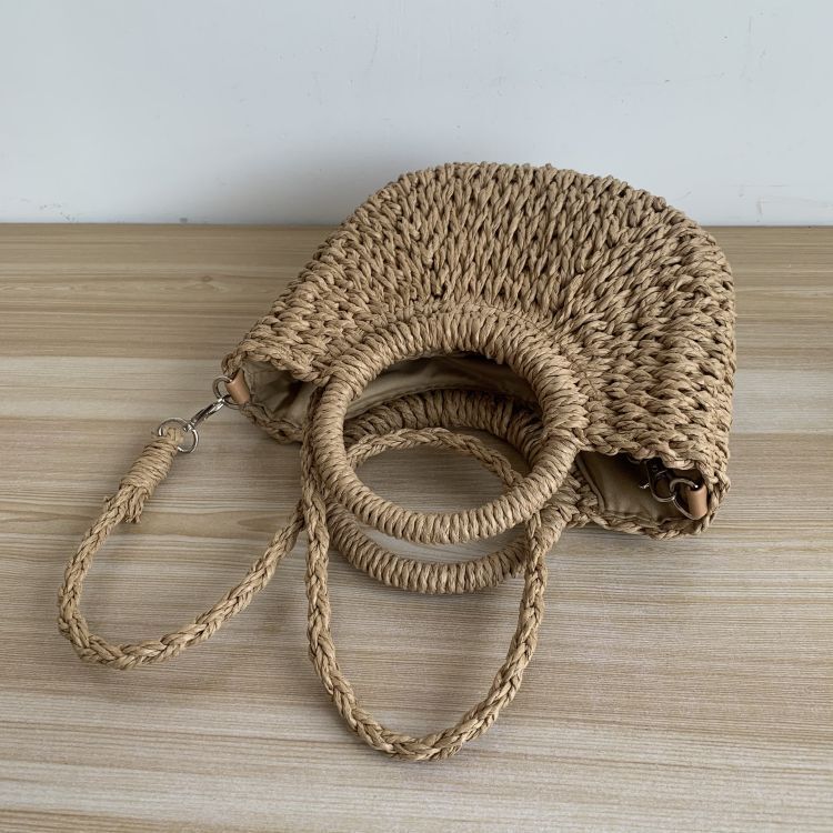 Cash supply to round-dove weaves, semi-lunarly simple, hand-held weaves, summer beach bags.
