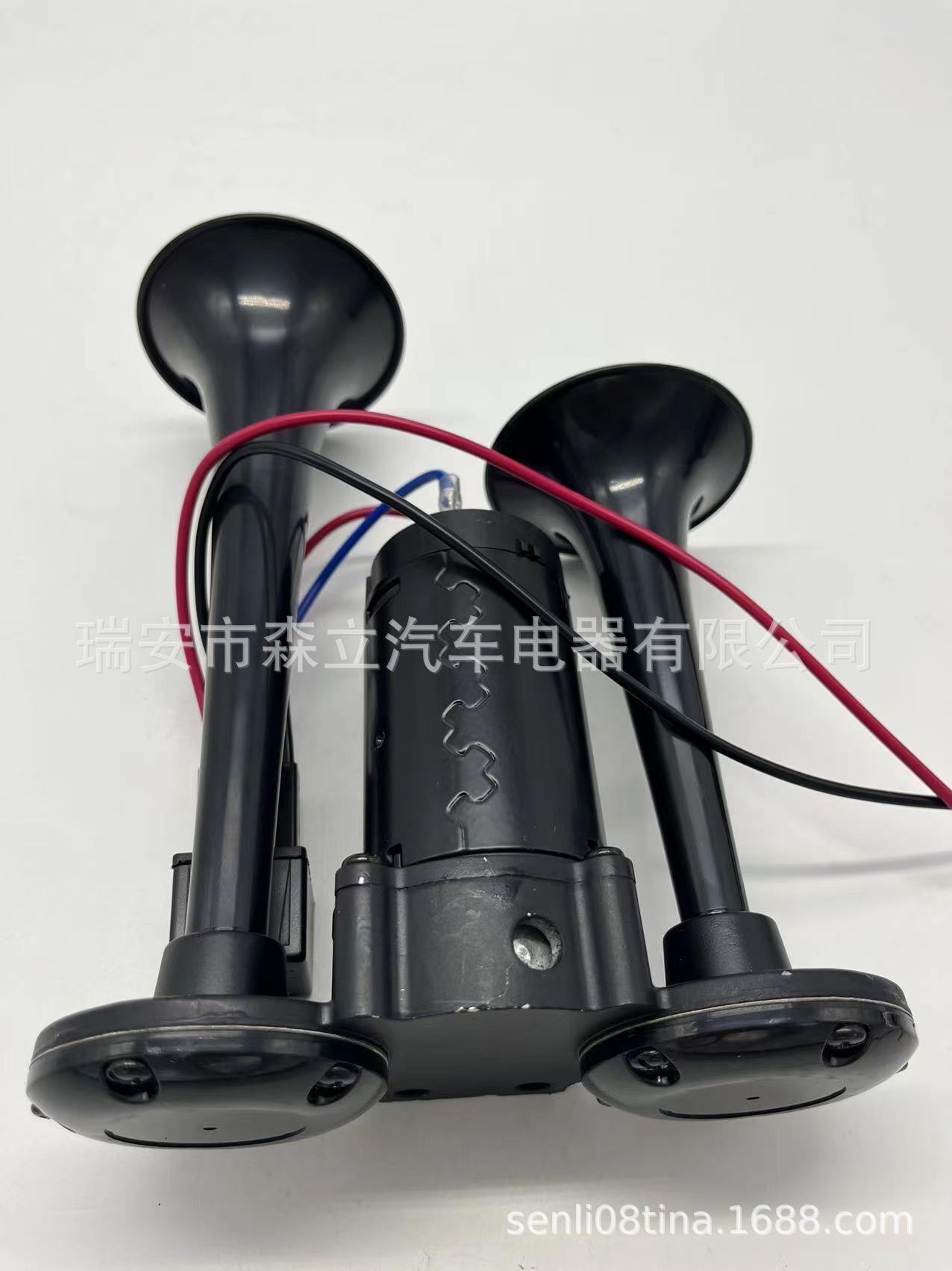 Cung cấp dịch chuyển kim loại gấp đôi.