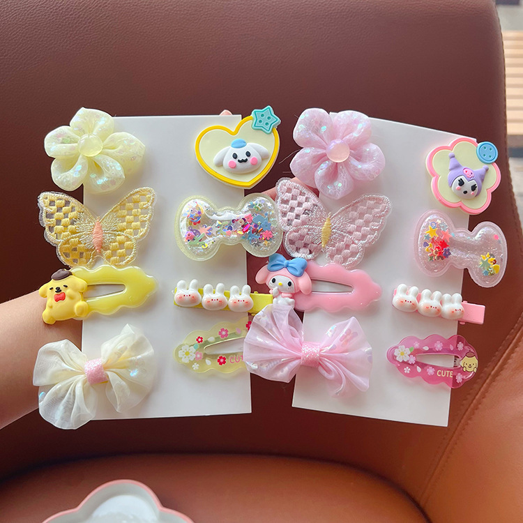 Children's hair and princess butterflies with cute babies on a strawberry bear ear, Liu Hai's hair card.