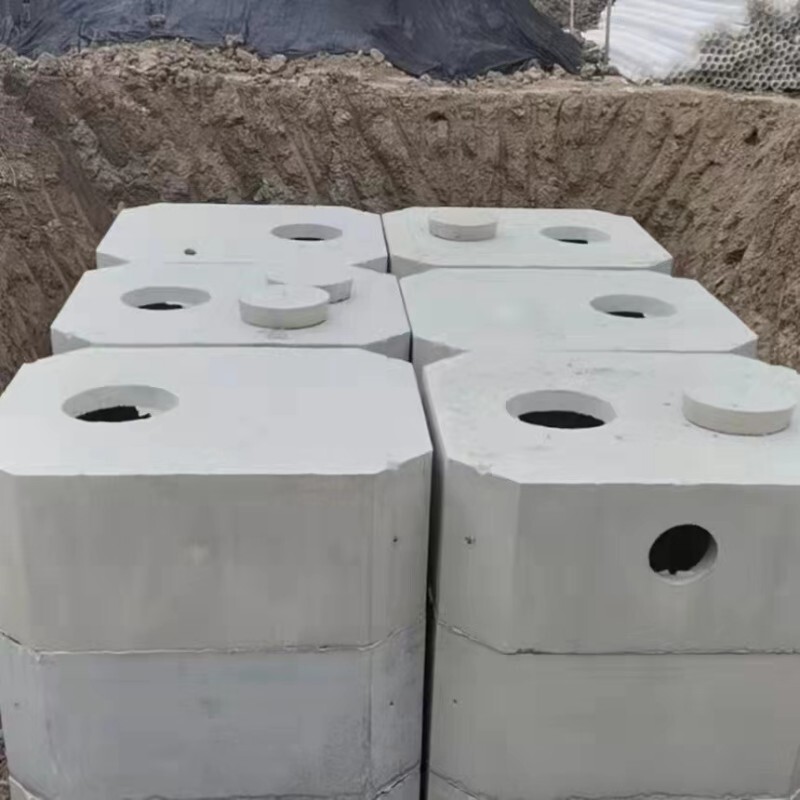 Solid concrete septic tanks