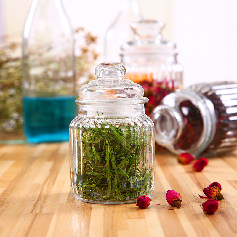 Glass cover storage tanks, glass storage tanks, glass seal tanks, glass storage tanks, dried fruit can bottles.