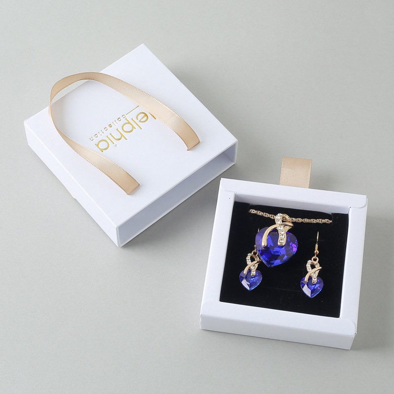 Customize the locket box for Logo's hand drawer, the jewelry box, the ring in the box, and the necklace.