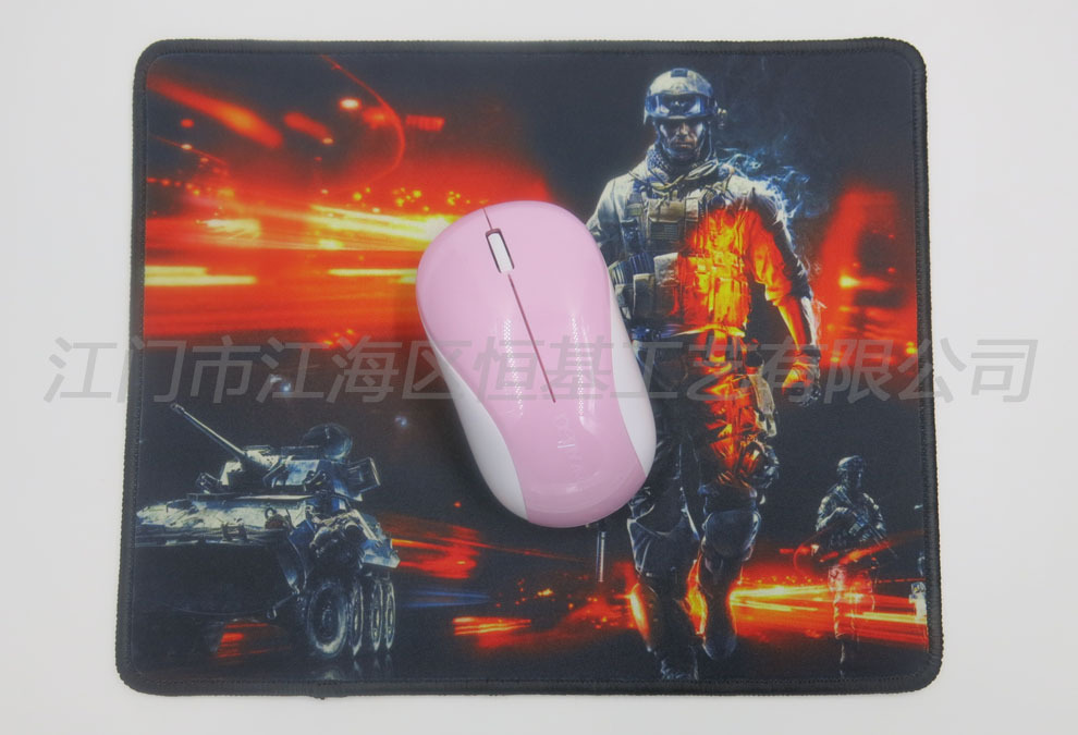 Set a big flat game mouse pad, a big square rubber bottom mouse pad, a net cafe big mouse pad