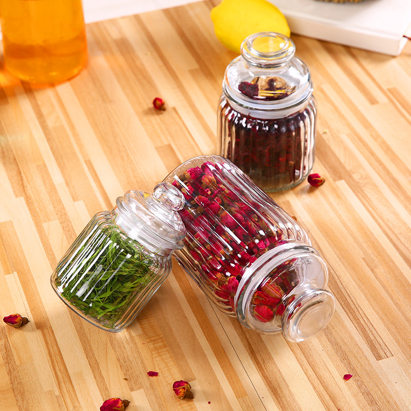 Glass cover storage tanks, glass storage tanks, glass seal tanks, glass storage tanks, dried fruit can bottles.