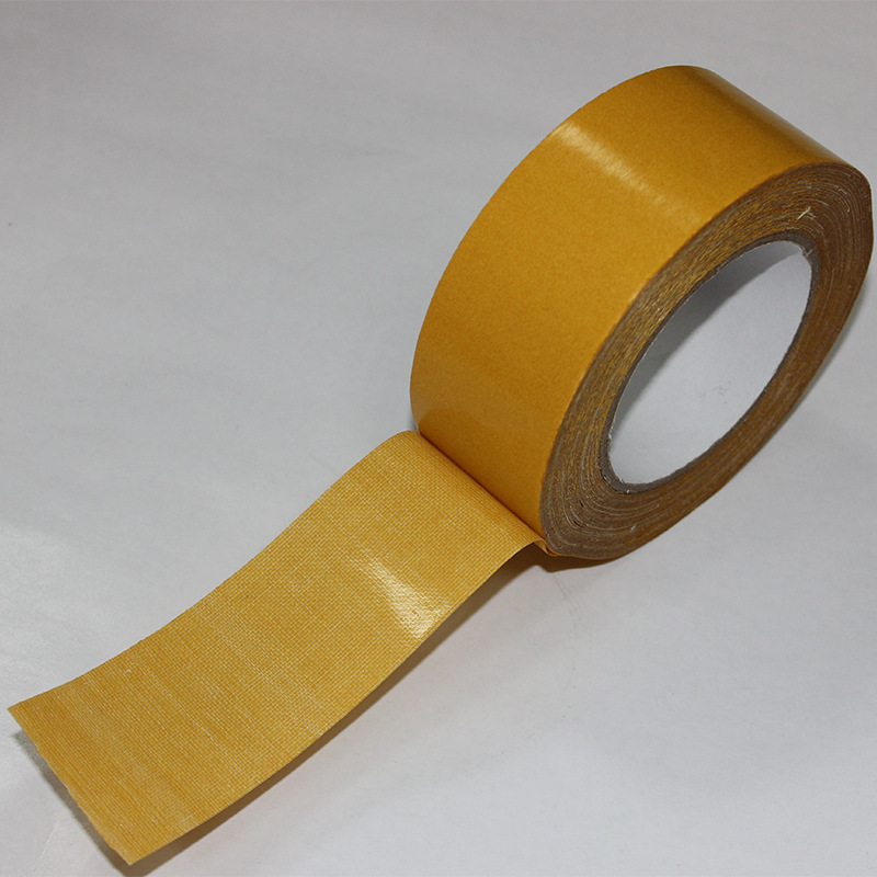 Bucky tape stage carpet batch development wedding floors fixed to high-tip yellow paper, two-sided duct tape