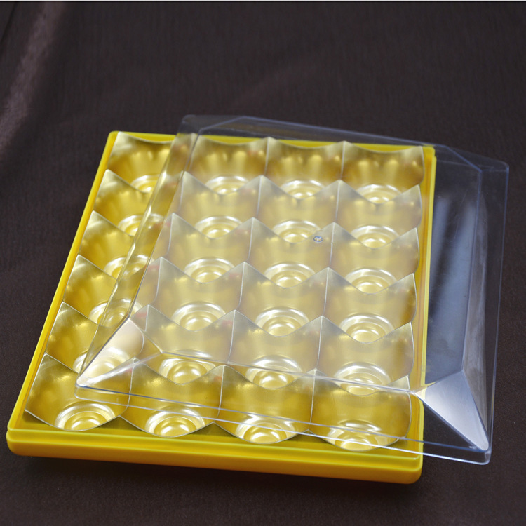 Thermally recommended 24 square chocolate boxes, Ferrero chocolate boxes, transparent chocolate plastic boxes.