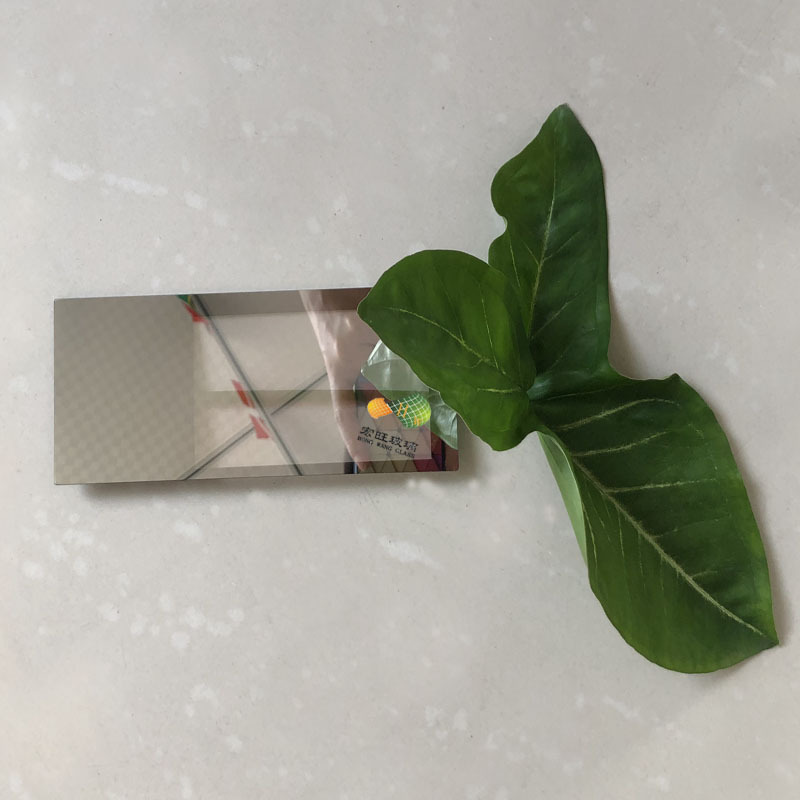 Zero-exact semi-reverse mirror glass. Multifunctional touch mirror plating mirror glass plant.