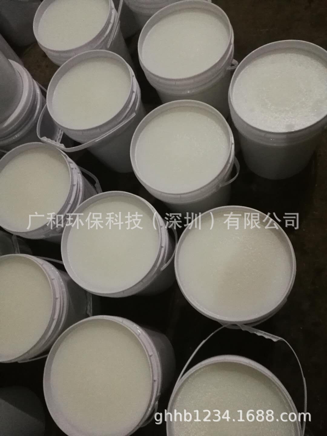 Bụi công nghiệp được dùng trong xưởng không bụi tại nhà máy phun thuốc cải thiện chất lượng của sản phẩm tốt và dễ dùng cho các hằng số vệ sinh.
