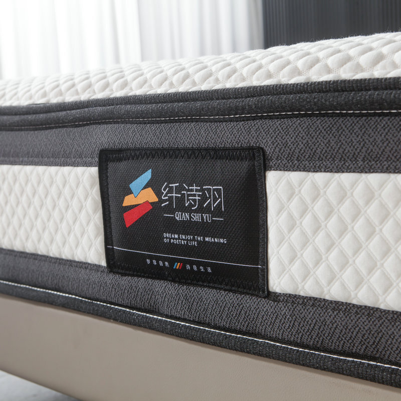 The factory has a soft, soft spring emulsive mattress with 1.5 m1.8 m to remove the mattress.