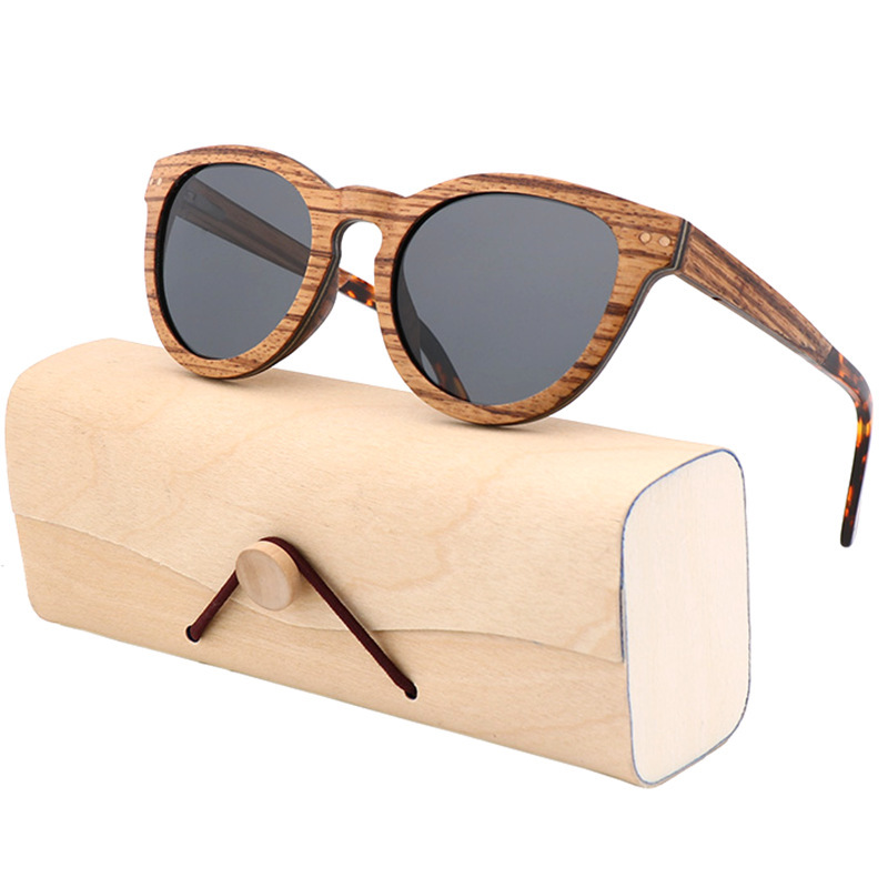 2023 new wood-covered frame glasses with sunglasses and sunglasses.