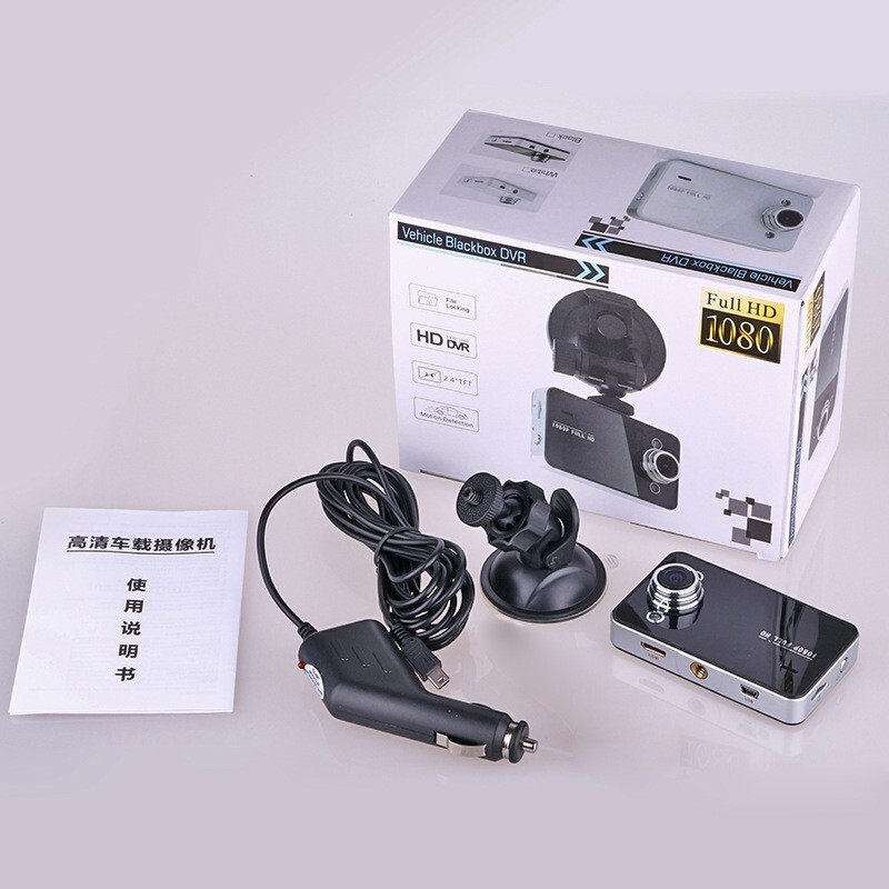 K6000 CarLog with a lighted night-vision car surveillance camera cross-border English