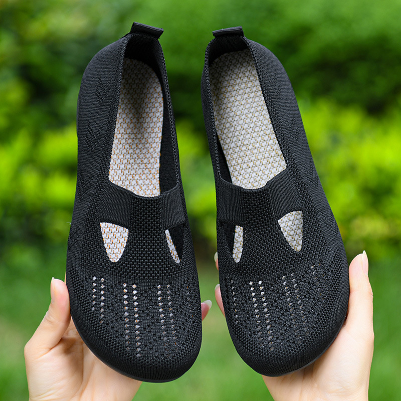 The new colored foreign trade sells simplistic, elegant, comfortable shoes.