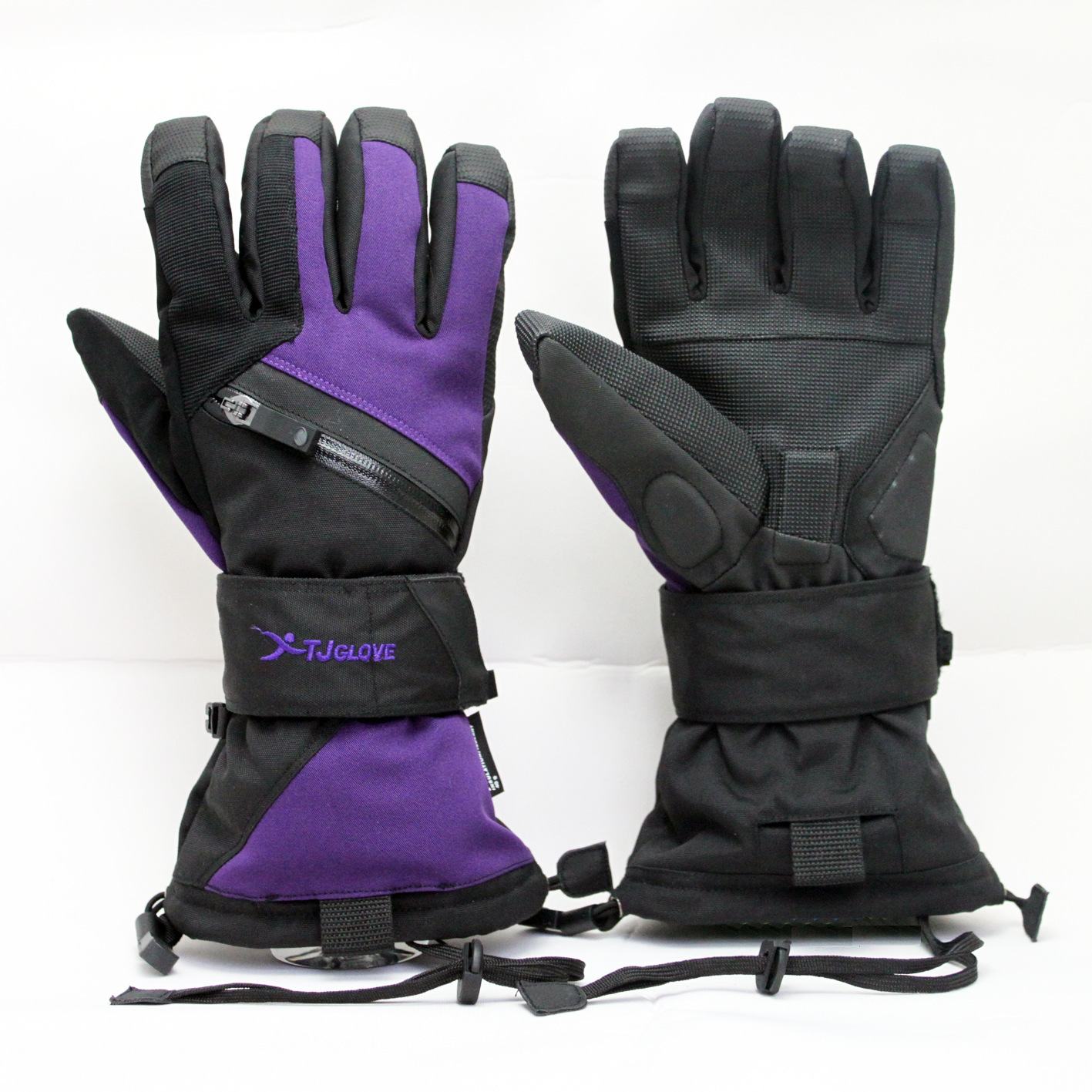 Outdoor ski gloves.