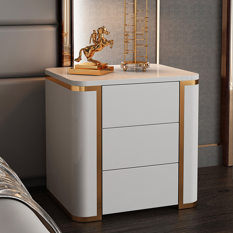 The factory runs a light-luxurious bedside cabinet.