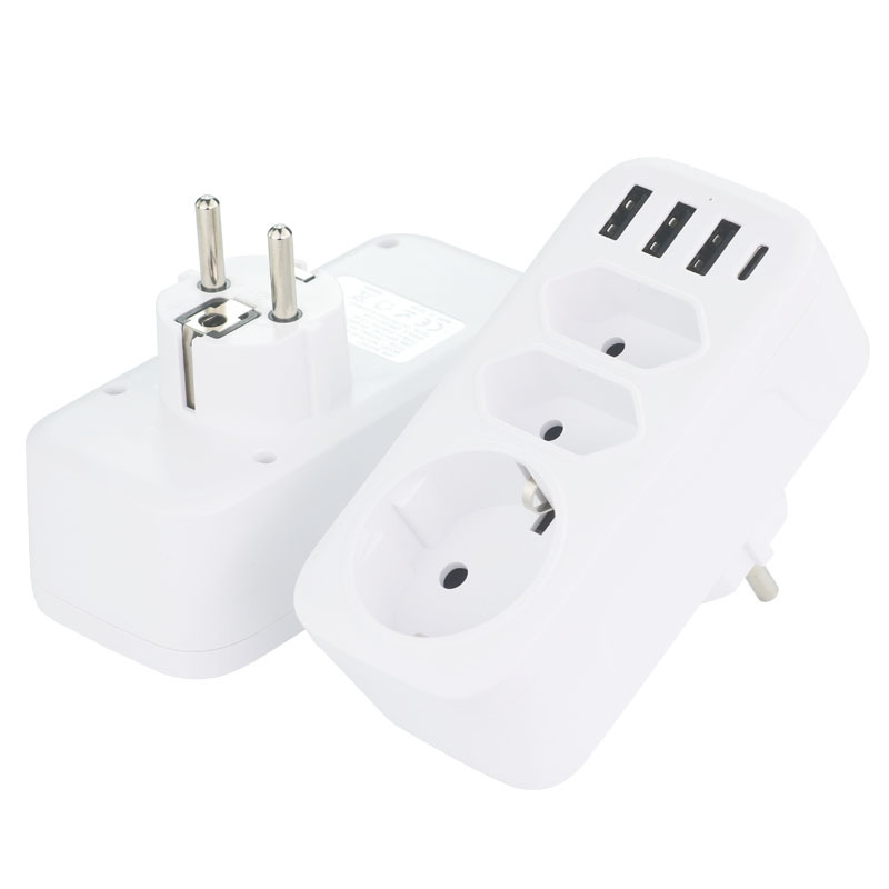 The new Type-Cdhan three-three-USB conversion plug.