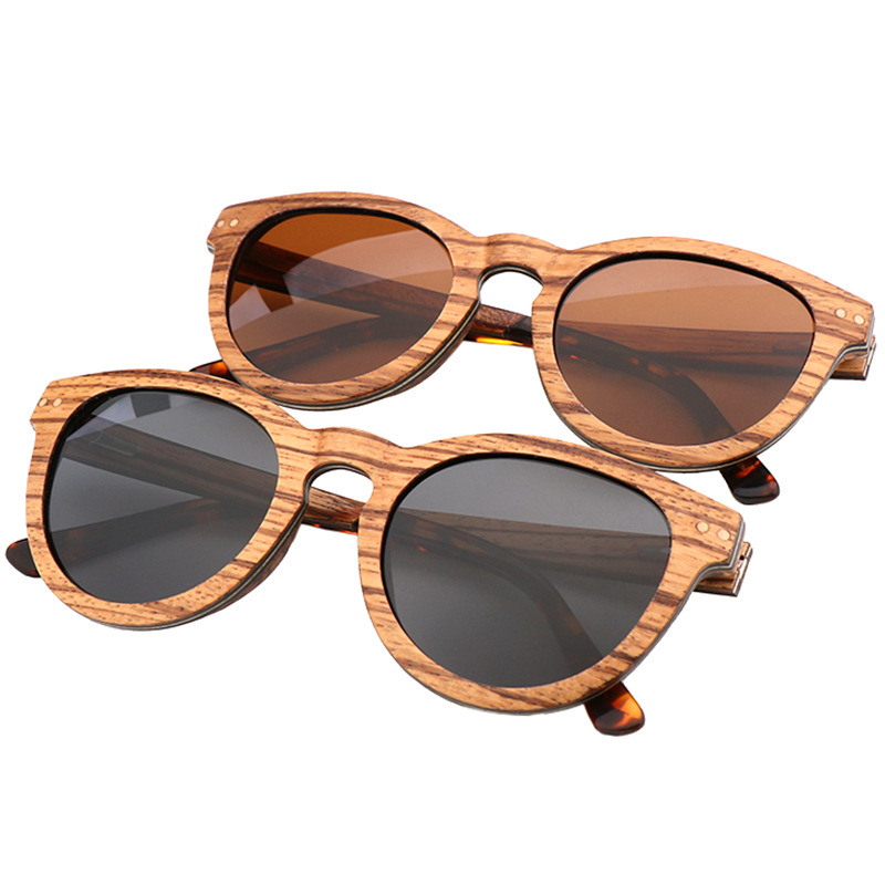 2023 new wood-covered frame glasses with sunglasses and sunglasses.