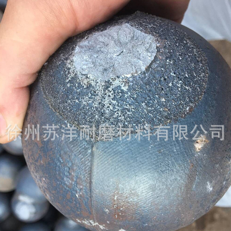 Long-term supply of high-precision medium-chromium steel balls found in grinding steel balls 90 mm mine steel steel exercise cement plants