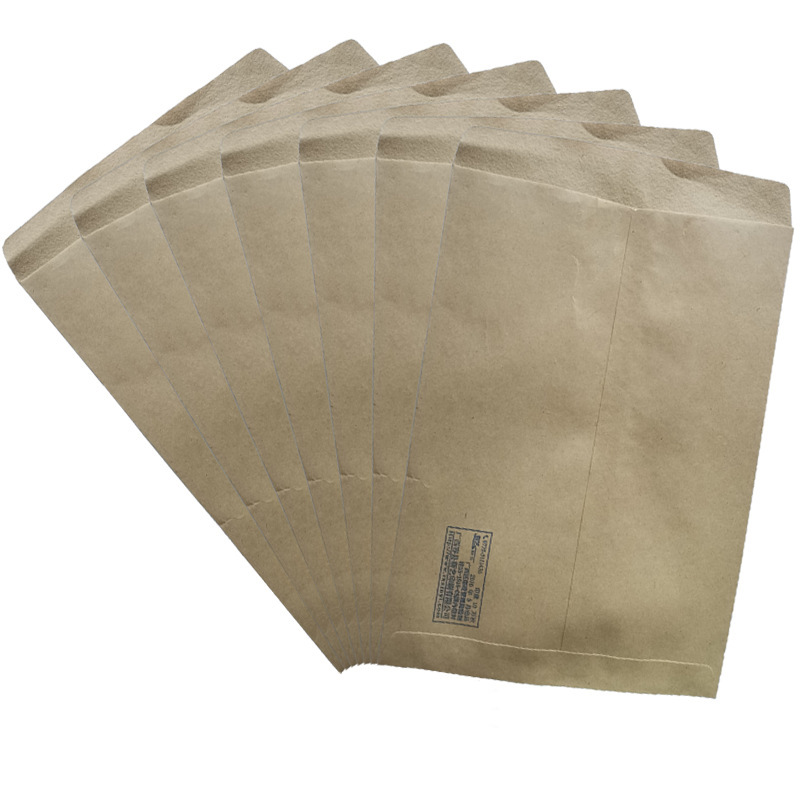 Customized mail envelopes with small quantities of blank envelopes