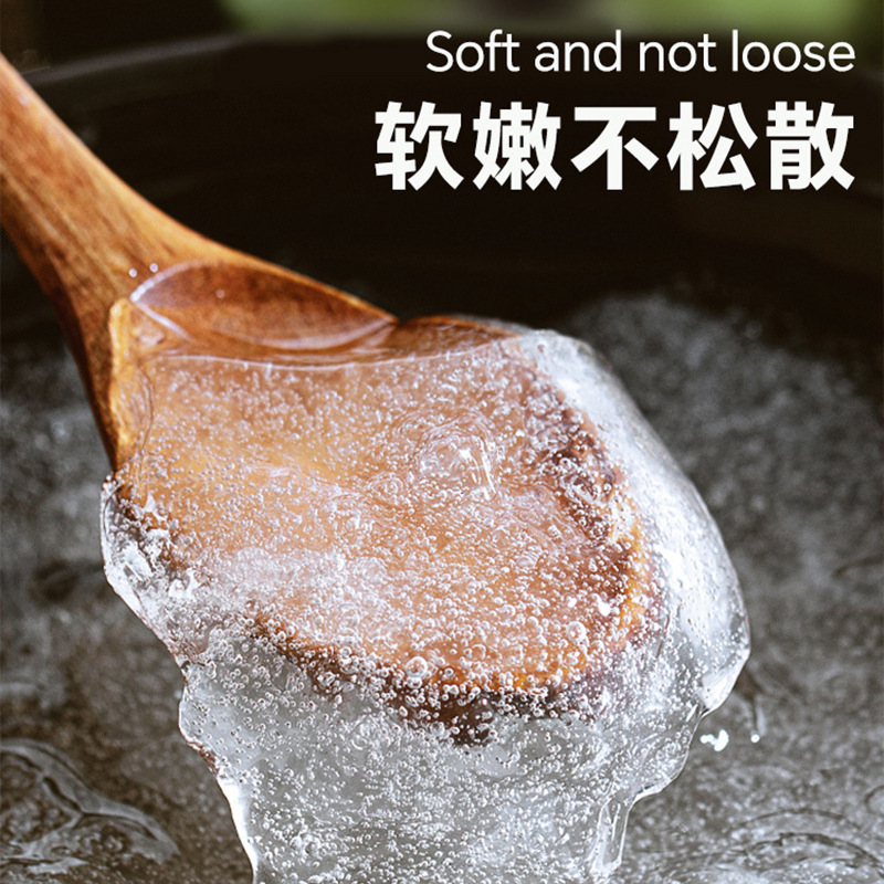 Ice powderers distribute 500 g-packs of ice powder commercialized with their homemade cool powder Sichuan special.