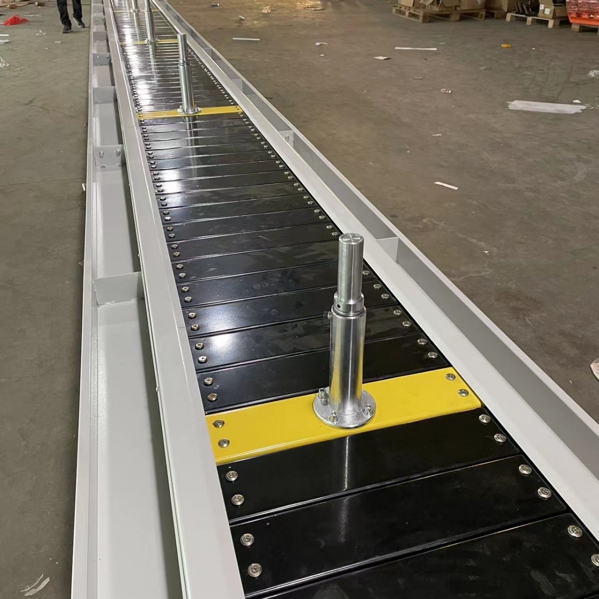 Source plant supplied Guangzhou electric car chain boards to deliver production lines, automatic transmission equipment, chains