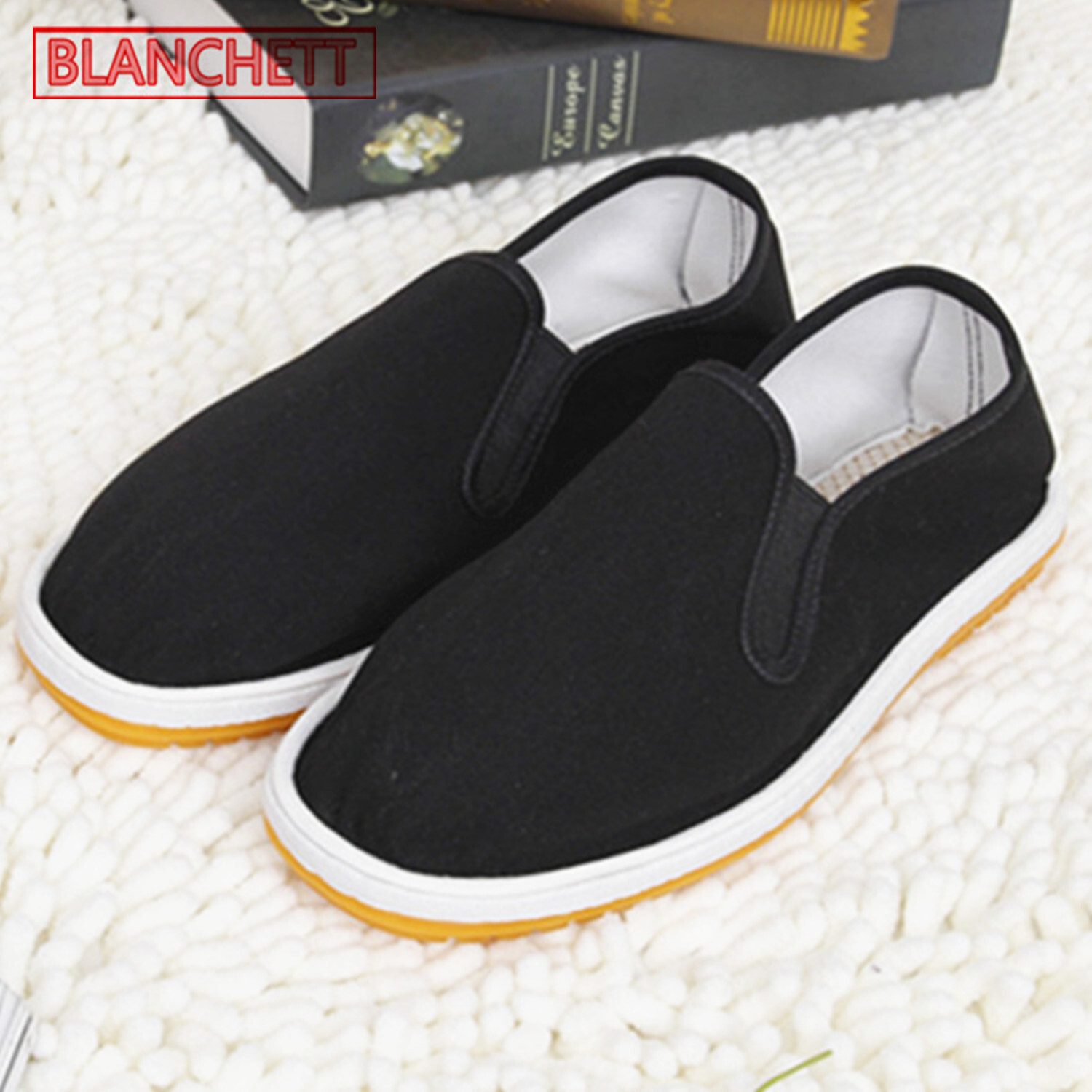 ♪ Black shoes with oxen ♪