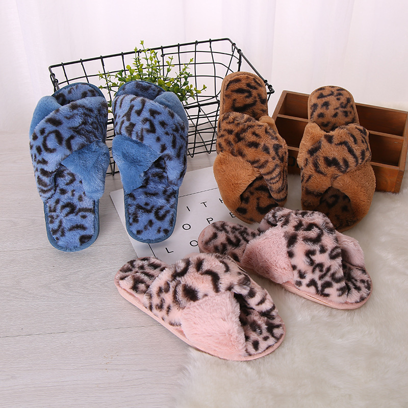 Panthers' coloured slippers, 2021, new Korean velvet indoor velvet.