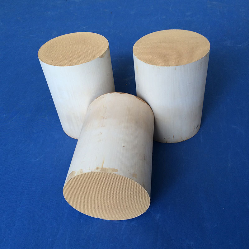 3D Catalyst Purifier Preserve High Temperature Peak Ceramic Carrier Car tail gas treatment core ceramic carrier