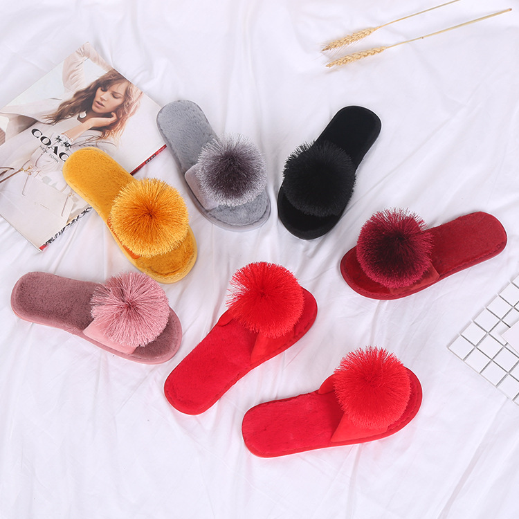 New spring, fall and winter hairball slippers with thick fury housewife floors and toes slippers for four seasons