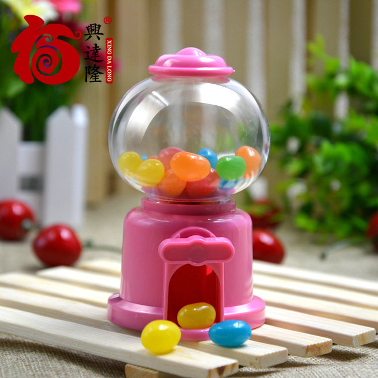 The manufacturer sells the Korean mini-twisted children's candy machine toy toy-shape candy machine creative gift box.