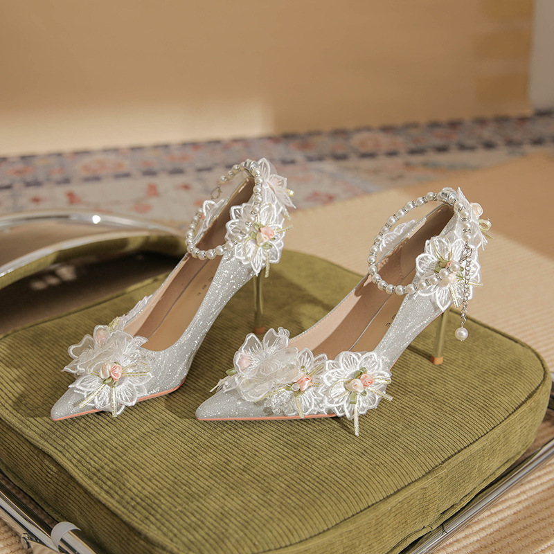 86111. High-heel wedding girl and new 2024 lace pearl with one shoe.