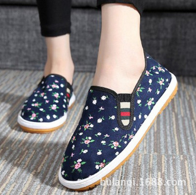 Old Beijing Bootsmen's Recreational Shoes West Shan Shoes and Cow's Handicrafted Old People Drive Air-Breaking Social Shoes
