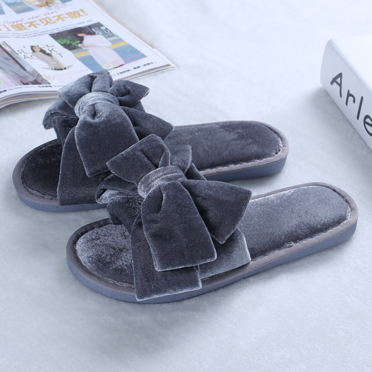 In the winter of the slippers, the adult cotton slippers, the moonshoes, the flowers, the hairs, the family slippers.