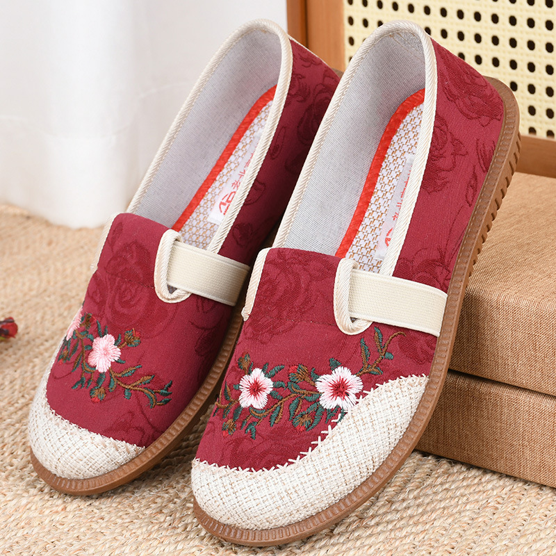 "Spring and Fall New Embroidery" "Spring and Fall Foreign Trade"