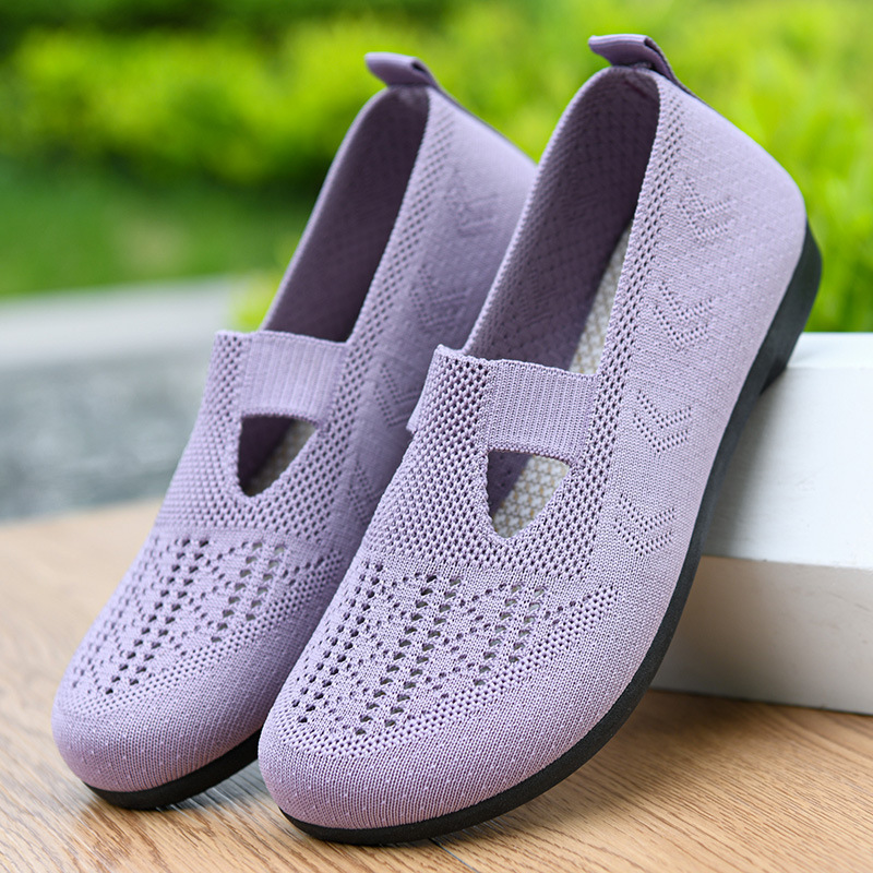 The new colored foreign trade sells simplistic, elegant, comfortable shoes.