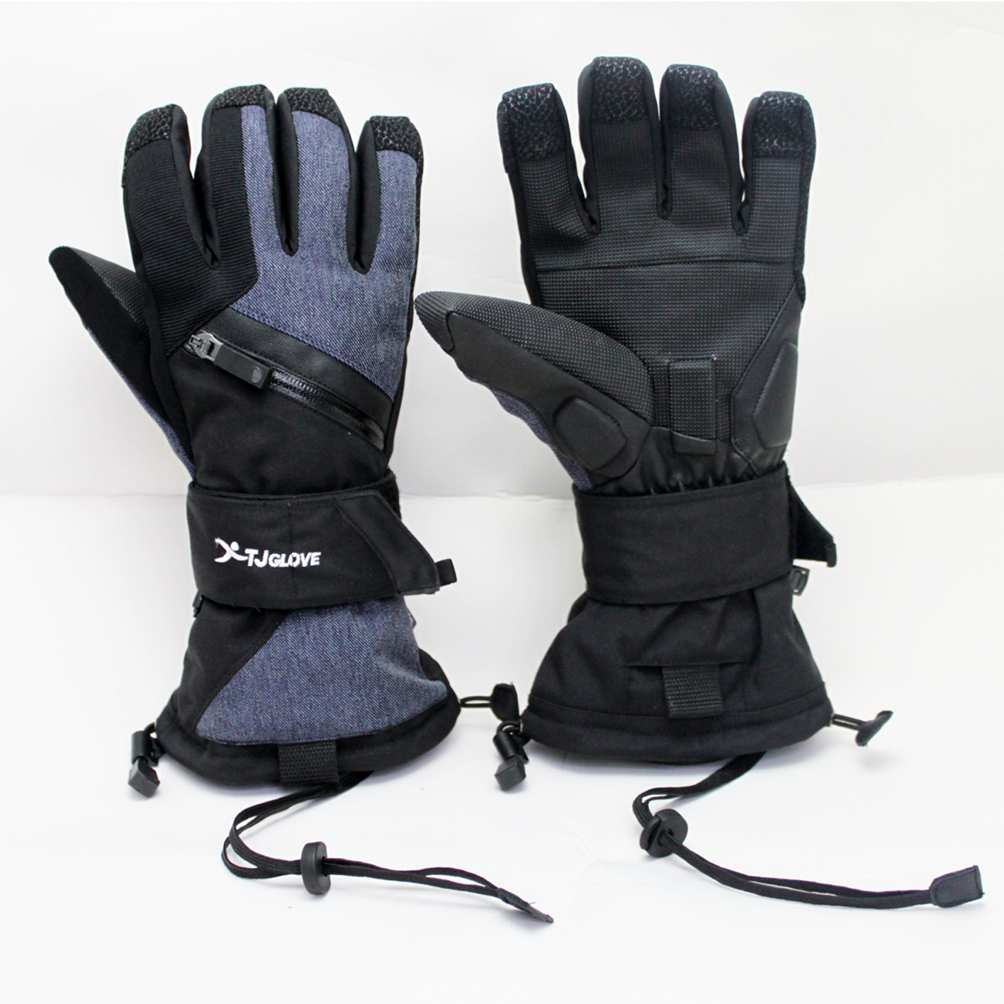 Outdoor ski gloves.