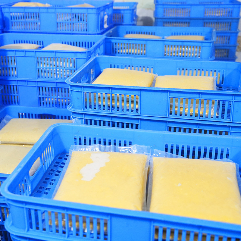 กษัตริย์ แห่ง สุลต่าน แห่ง มาเลเซีย (D24 Durian) ปิ้งเนื้อในกองพาณิชย์ของตูเรียนเกรวี่สดแช่แข็ง
