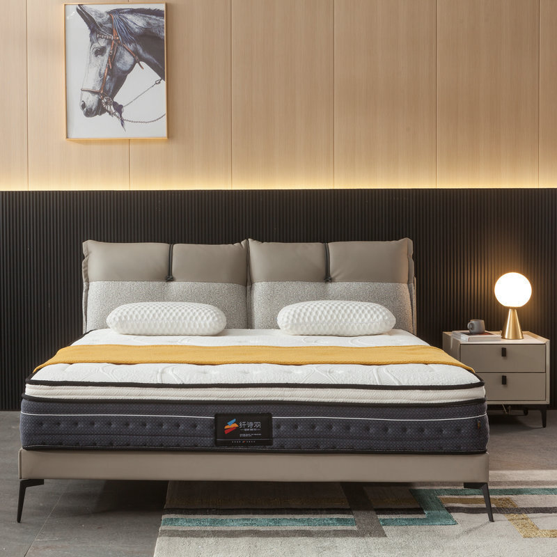 The factory produces an independent spring cream mattress for five star hotel apartments.