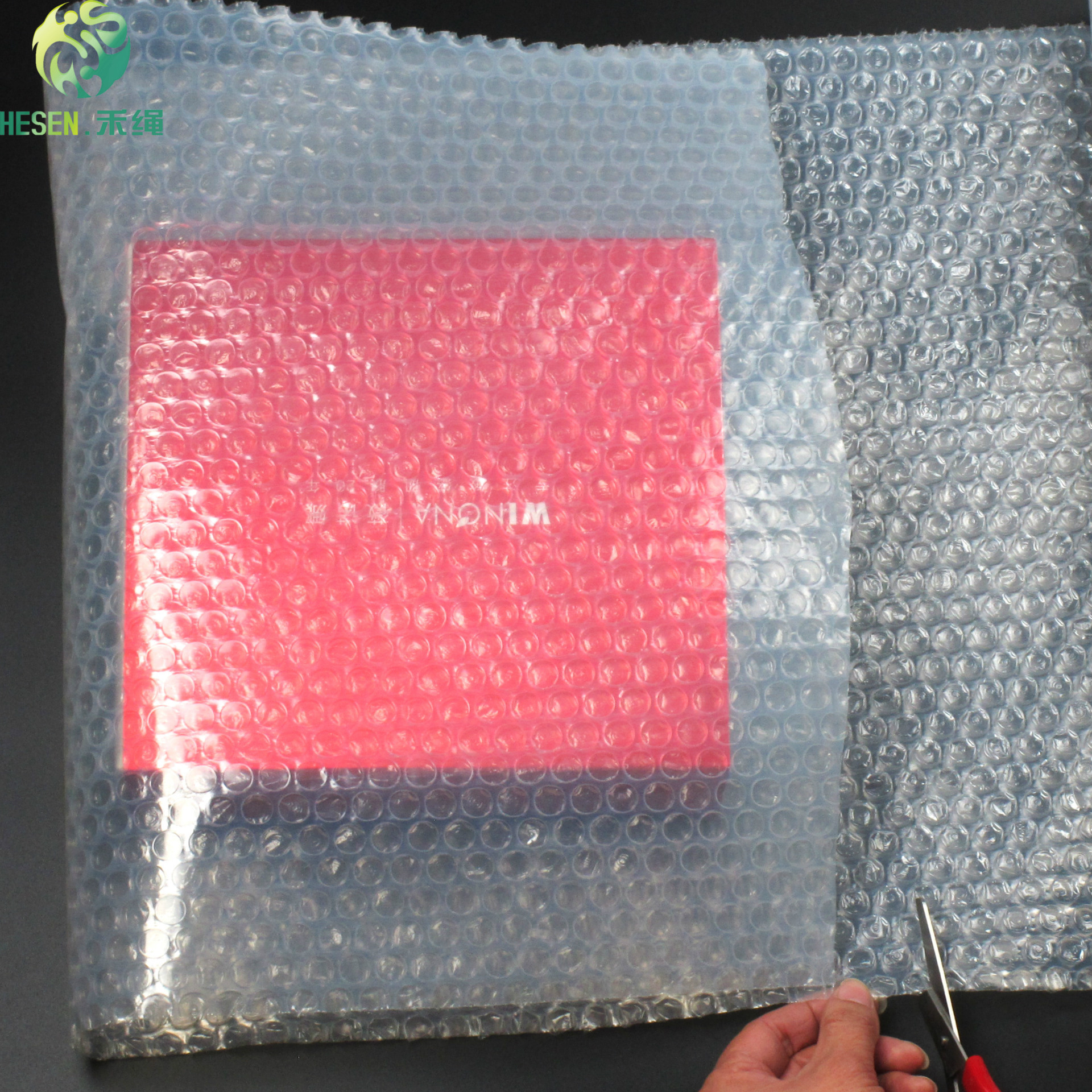 35 cm wide earthquake-proof logistics buffer packs with thick, brand-new gas bubble film plastic membrane