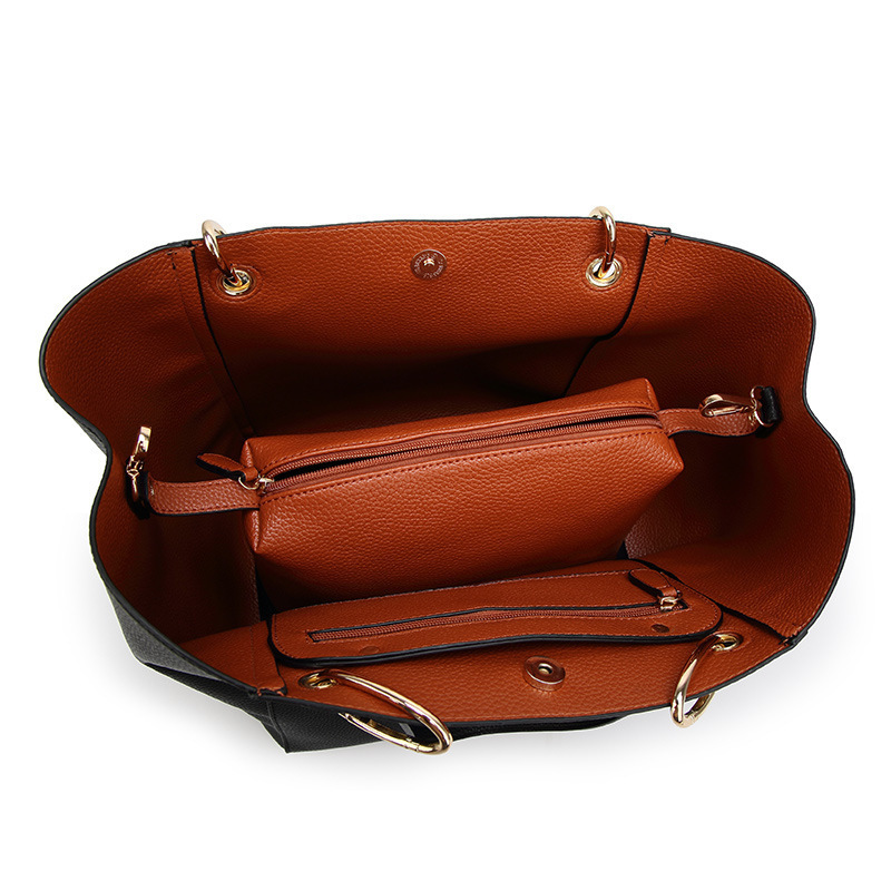 Foreign Trade Packer 2020 New Money Flow, mother-in-law cross-border handbags with large magnetic buttons