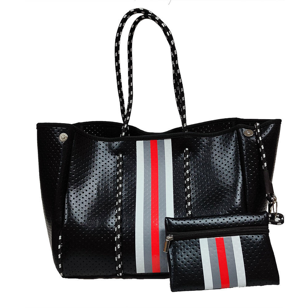 The cross-border large-capacity lady travels in her spare handbags to travel to the beach to collect one-shoulder clothing.