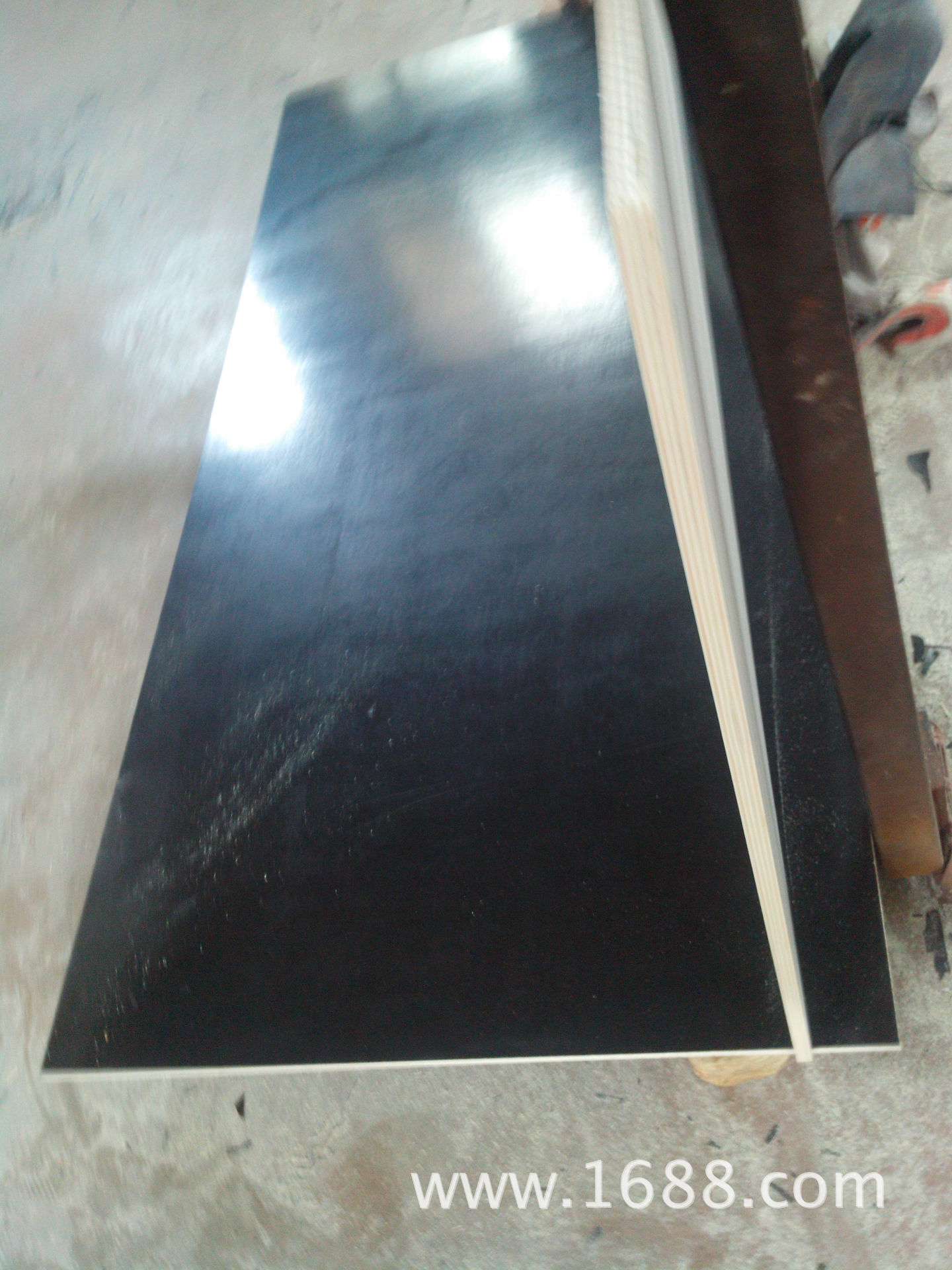 Wholesale of the construction cover template for the construction site for the various thickness templates