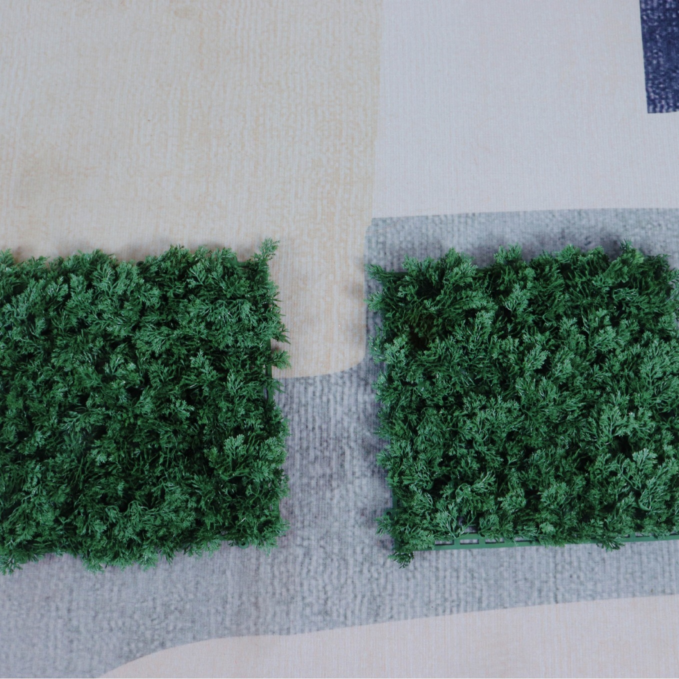 A green piece of grass, a ready-made green wall, a lawn wall to decorate the interior of the balcony.