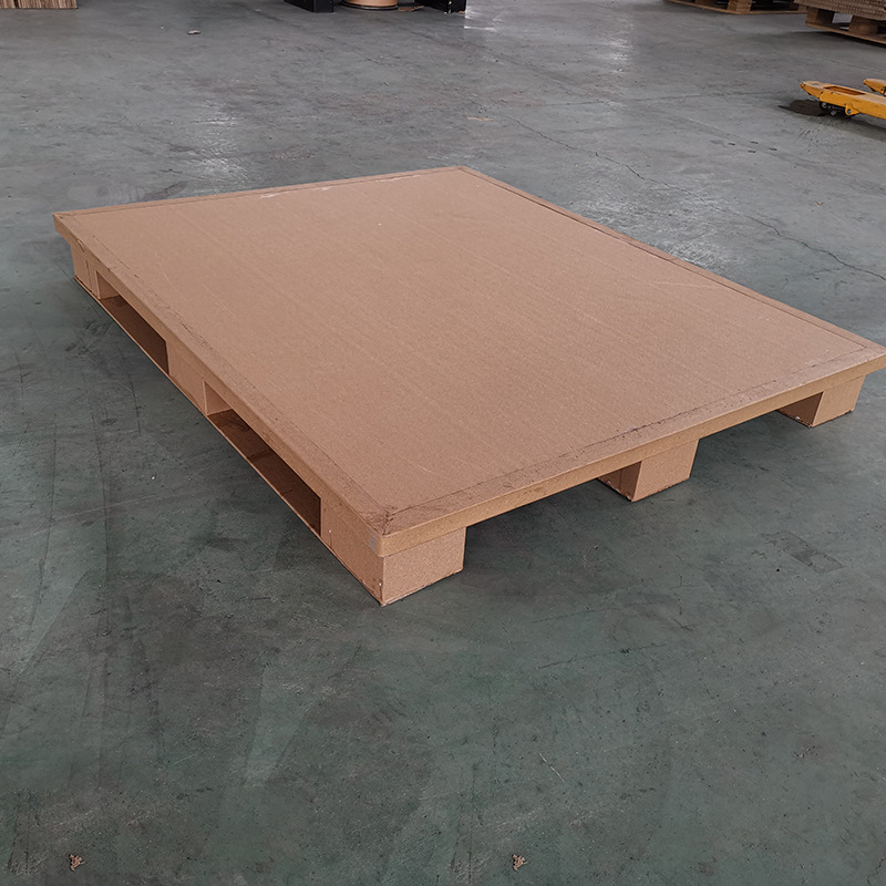 The factory supplied paper trays with all four-sided forkboards of logistics packaged for shock reduction trays.