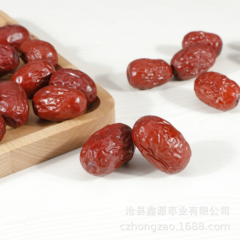 400g, big red dates, big red dates, sweet, sweet, sweet dates.