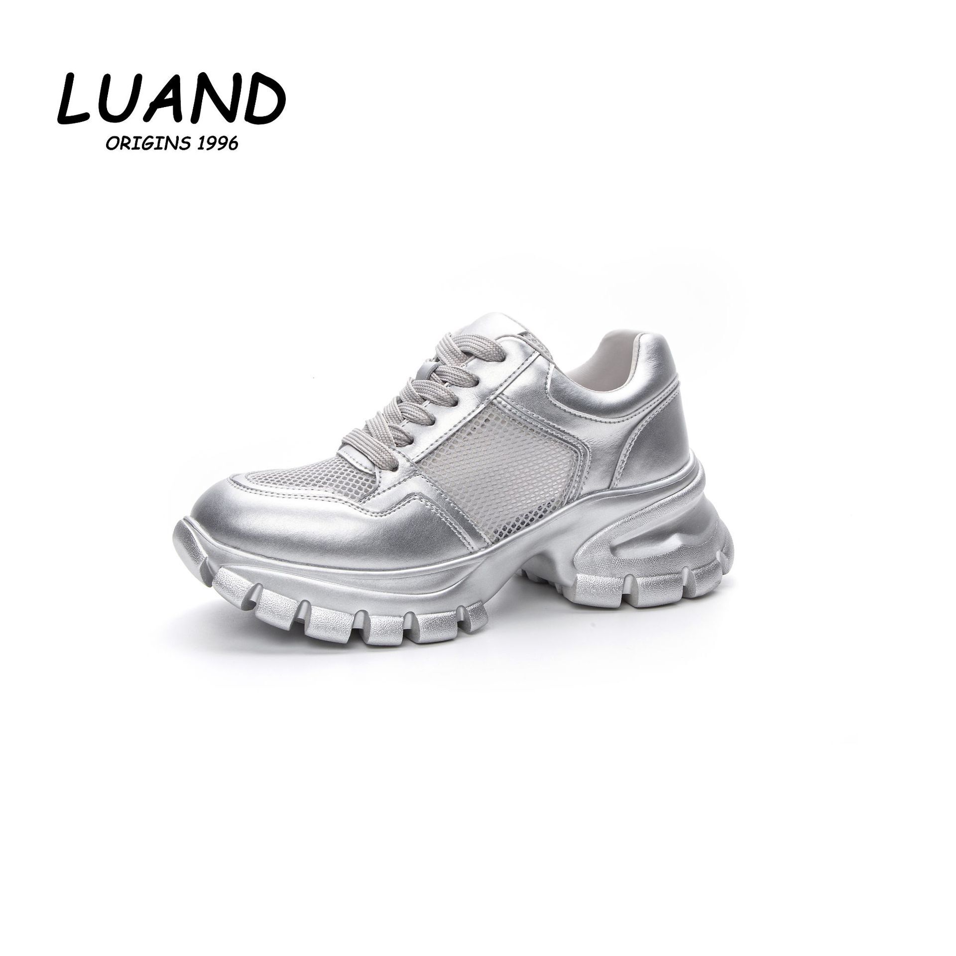 Cross-border specializing in star-water debris, leather-skinned, light-skinned shoes.
