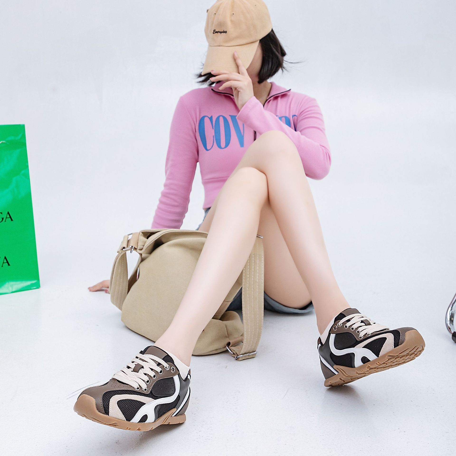 Customized links to lost moose retro-oiled and pedagogues 2024 summer sports and leisure shoes.