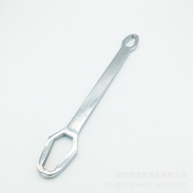 The multi-purpose plum wrench, with 8-22 mm industrial-grade multi-purpose wrench.