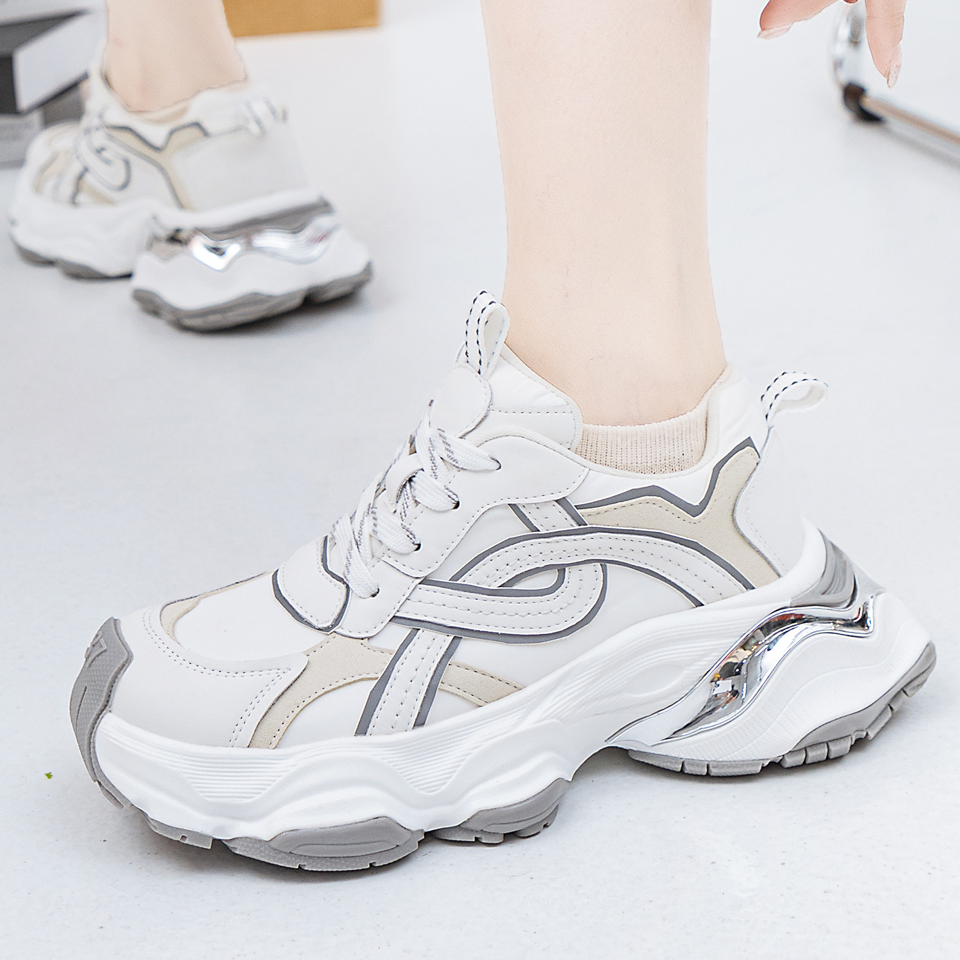 Custom link to 2024, retrospect, old old man's shoes, new shoes, new shoes.