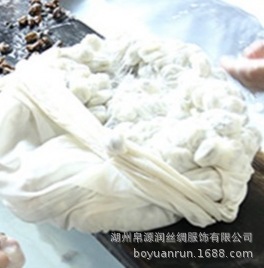 Cá hồi được làm nóng bởi lốp xe, mềm mại và nhẹ nhàng, và lộng lẫy!
