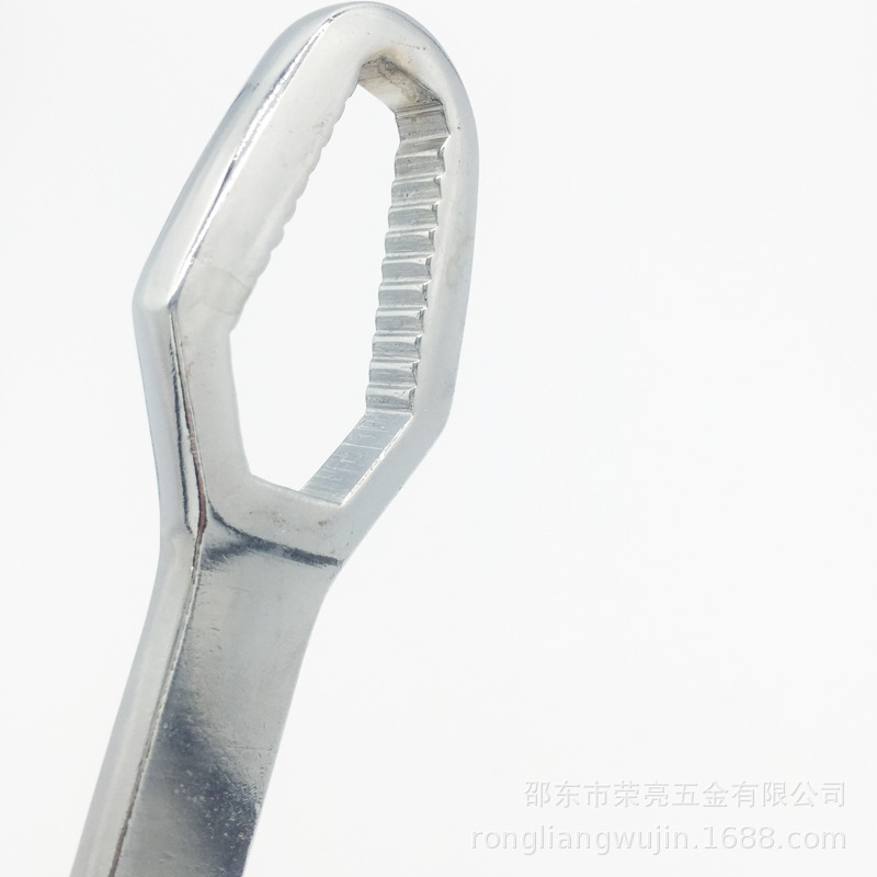 The multi-purpose plum wrench, with 8-22 mm industrial-grade multi-purpose wrench.